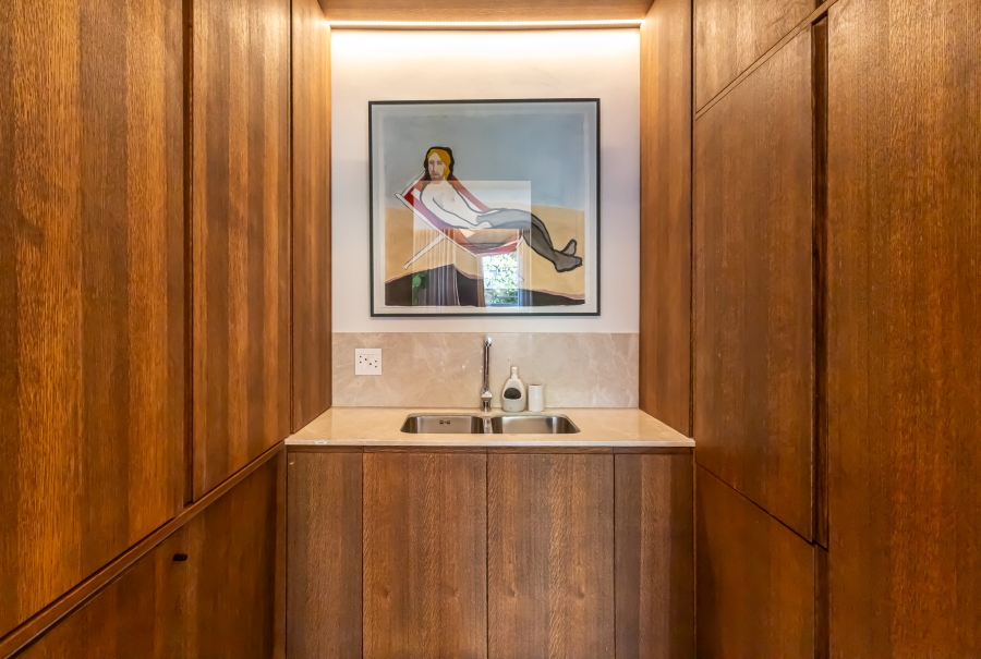 1 Bedroom Property for Sale in Sea Point Western Cape